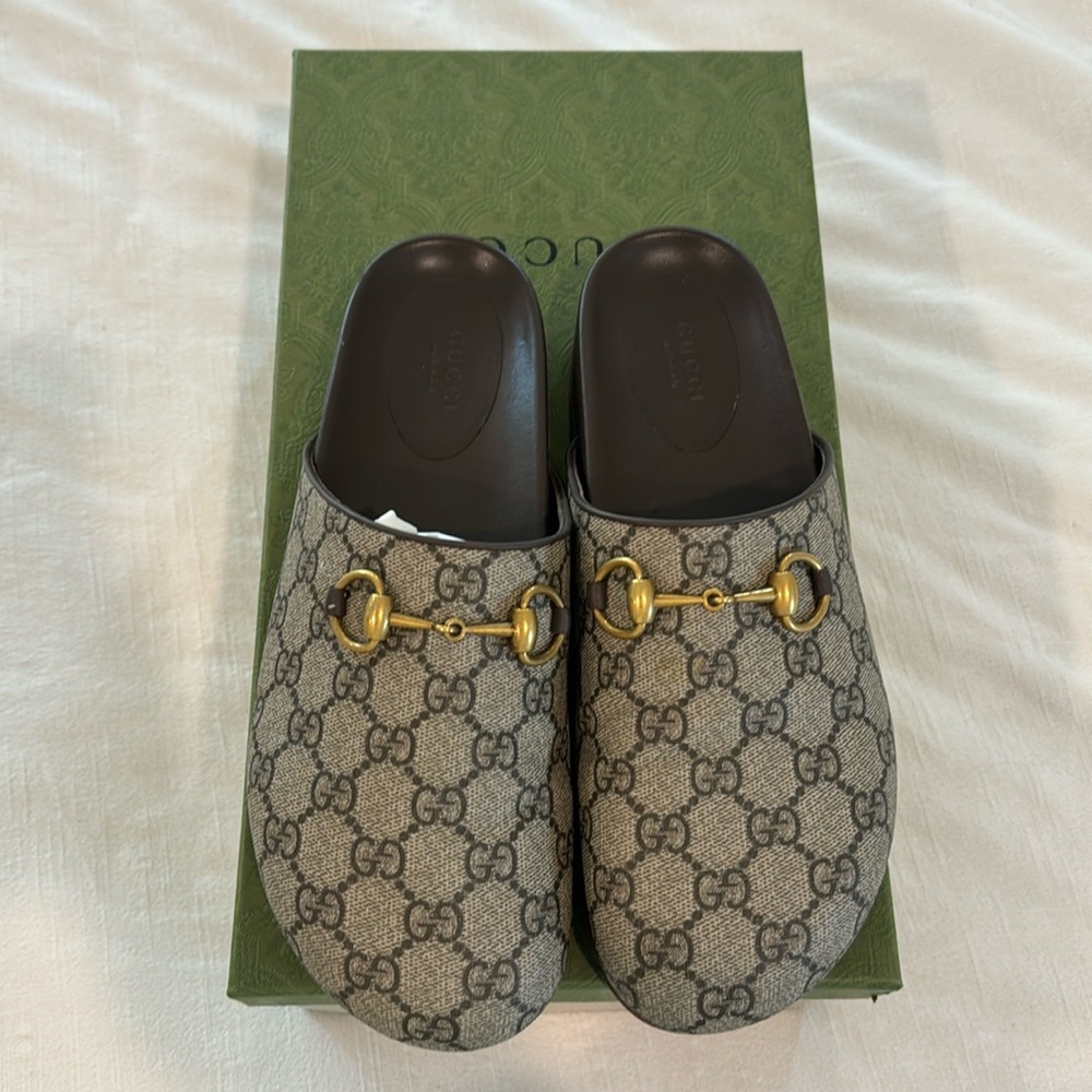 Gucci GG Supreme Horsebit Mules